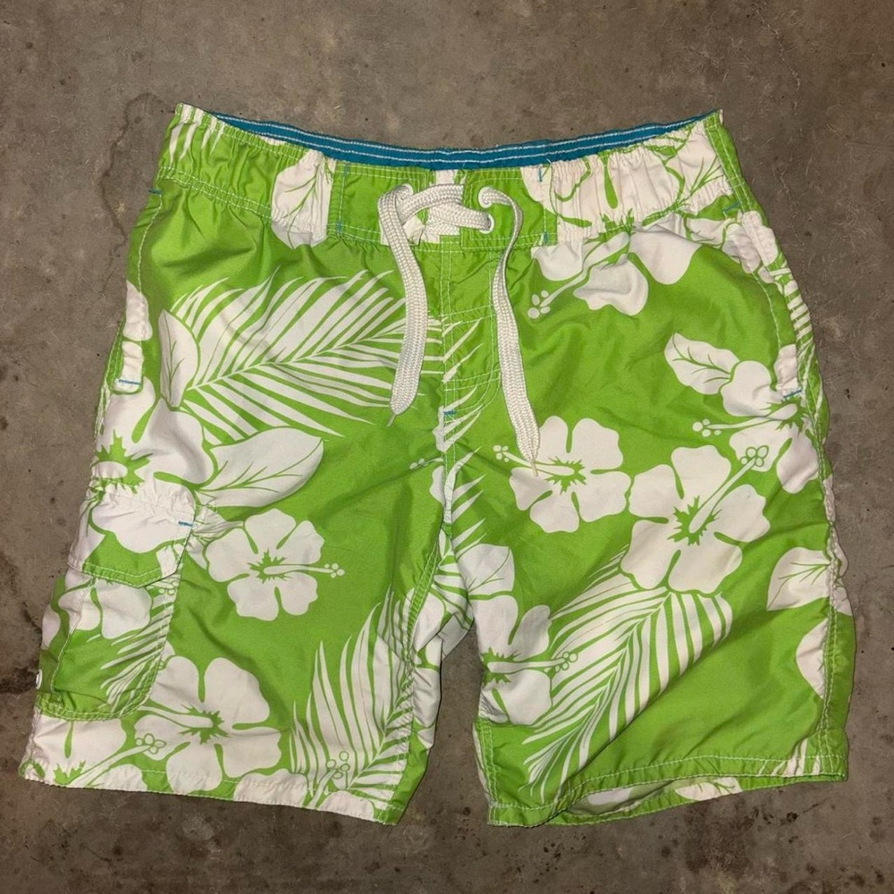 y2k style hibiscus swim trunks - arizona, sz sm. no flaws!
